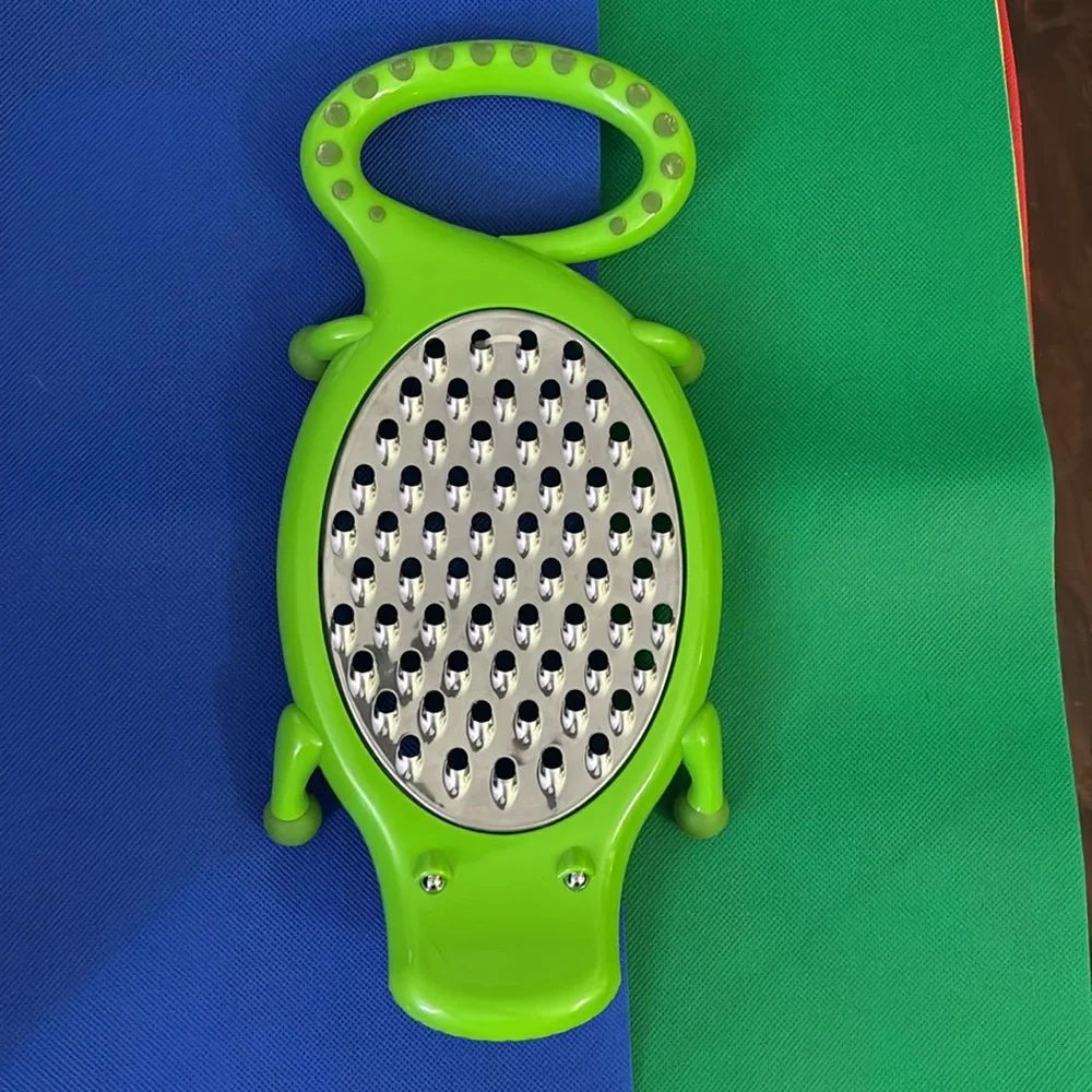 Vintage Alligator Cheese Grater New NWOT